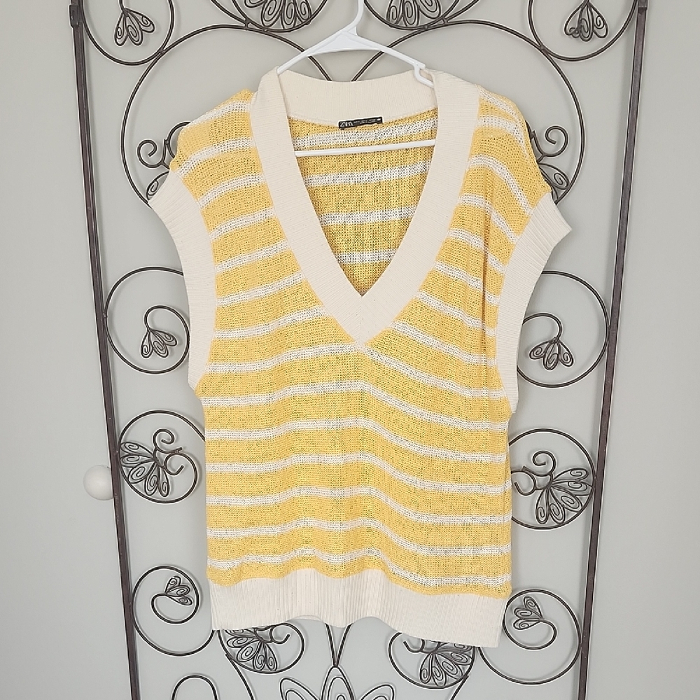 Zara Yellow and White Striped V-Neck Sweater